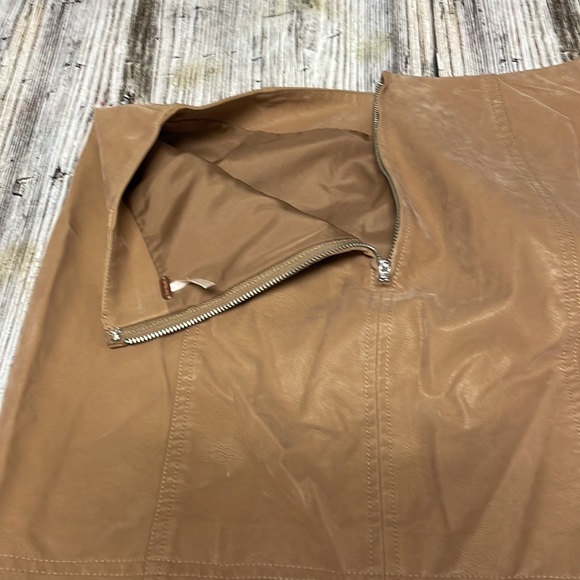Free People Womens Faux Leather Vegan mini skirt tan size 4 - Picture 8 of 10